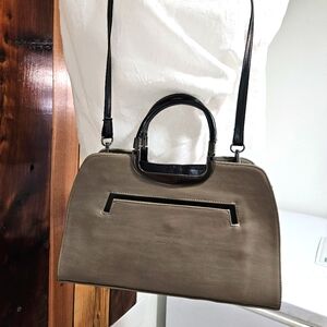 Beautiful Pelletteria Italiana Tan Leather Handbag